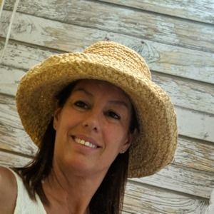 Meet your Posher, Marcia